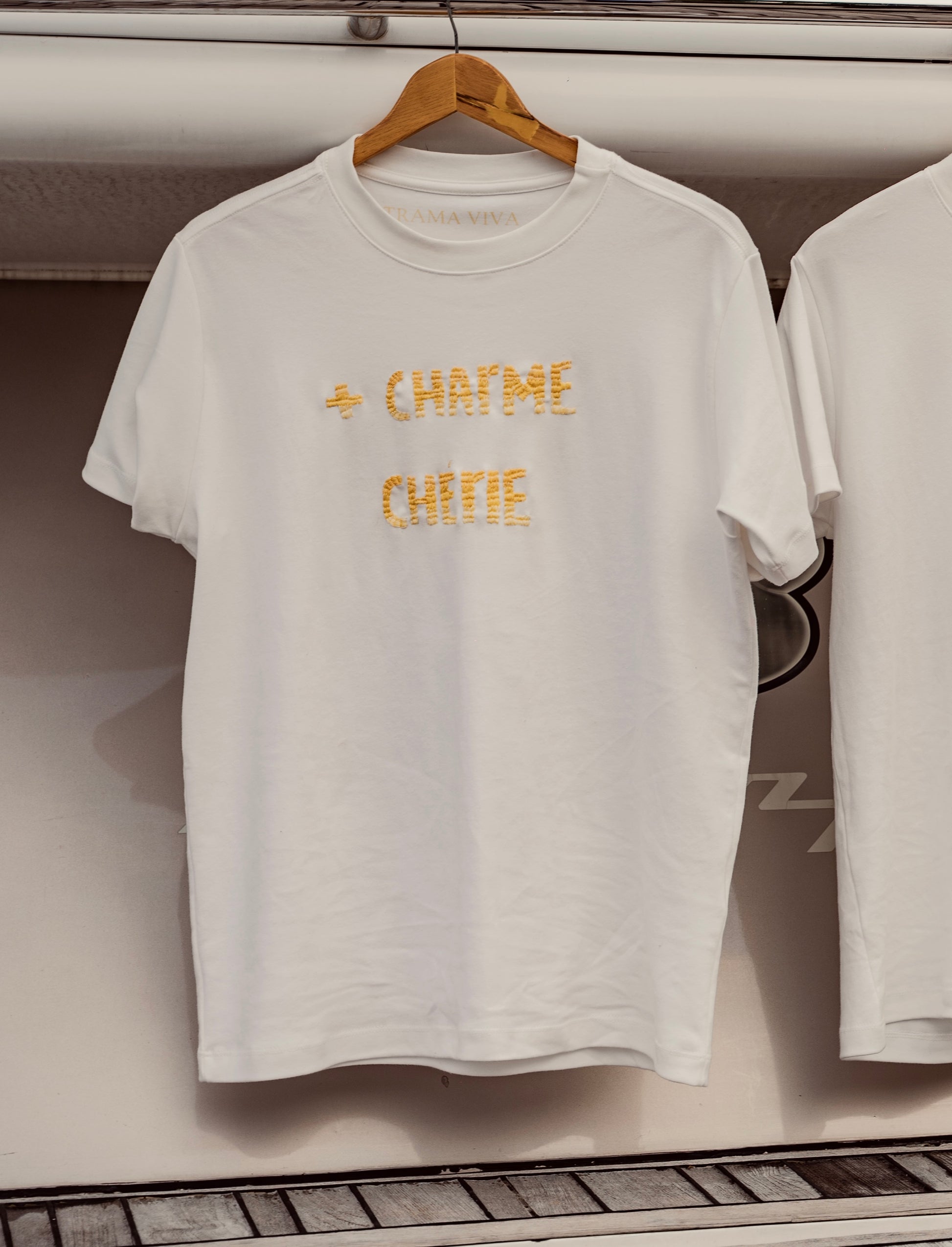 Camiseta + Charme Chérie