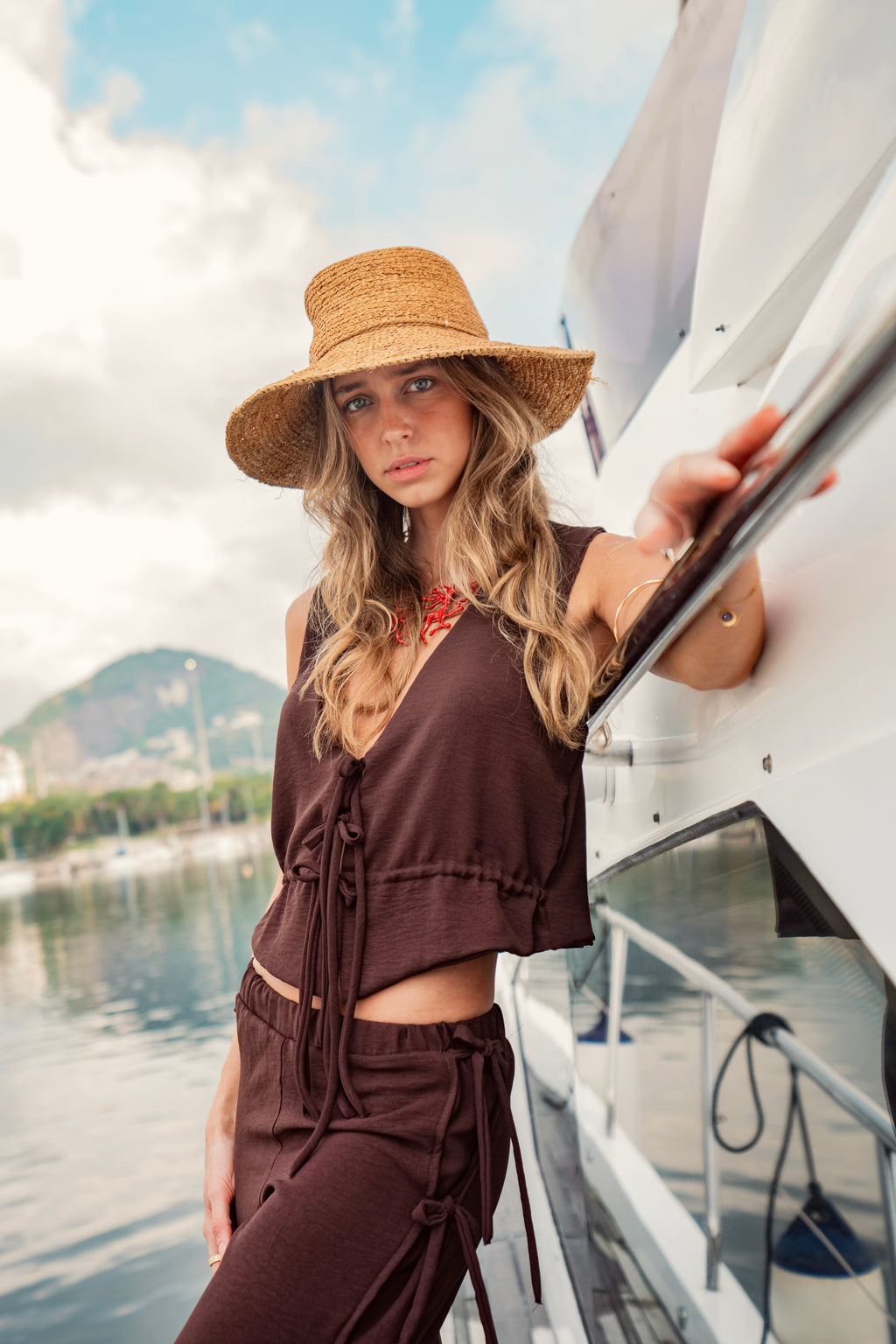 Conjunto Entrelaços Marrom